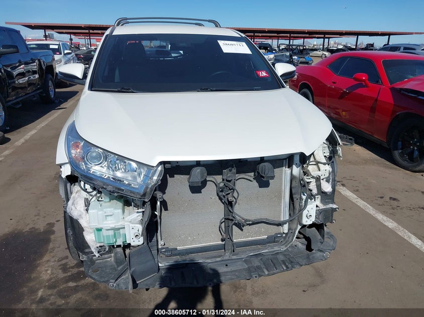 2019 TOYOTA HIGHLANDER LE VIN: 5TDZZRFH2KS311301