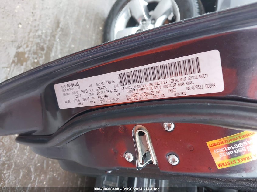 2017 Ram 1500 Big Horn 4X4 5'7 Box VIN: 1C6RR7LG2HS829125 Lot: 38606408