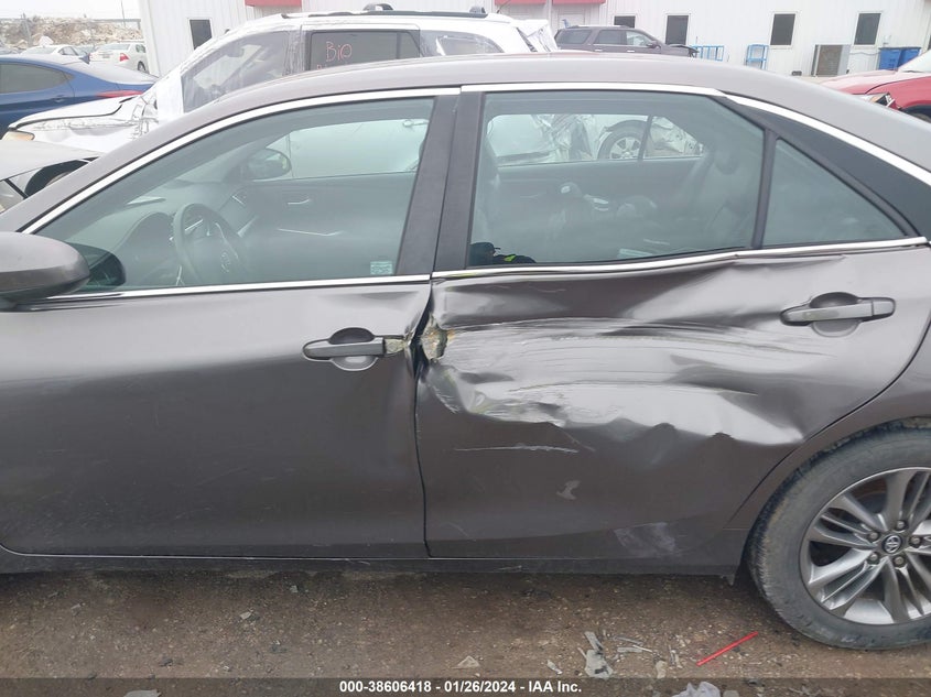 Image 14 of 2017 Toyota Camry  salvage vehicle - Lot #38606418 at IAAI
