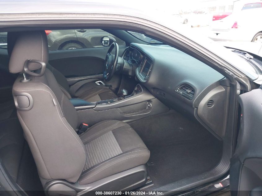 2021 Dodge Challenger Sxt VIN: 2C3CDZAG1MH517251 Lot: 38607230