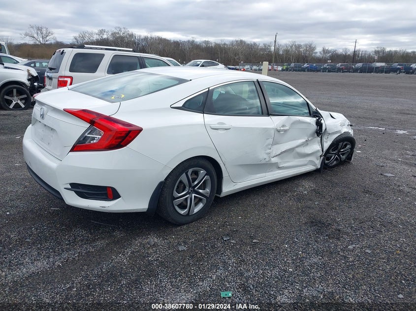 VIN 2HGFC2F5XJH532970 2018 HONDA CIVIC LX