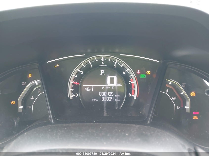 VIN 2HGFC2F5XJH532970 2018 HONDA CIVIC LX