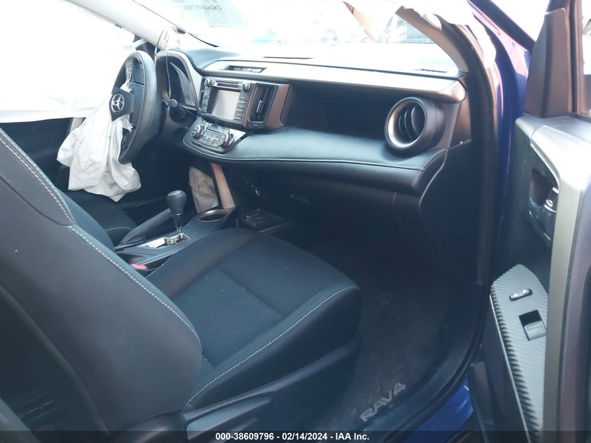 2014 TOYOTA RAV4 XLE - 2T3RFREV6EW152091