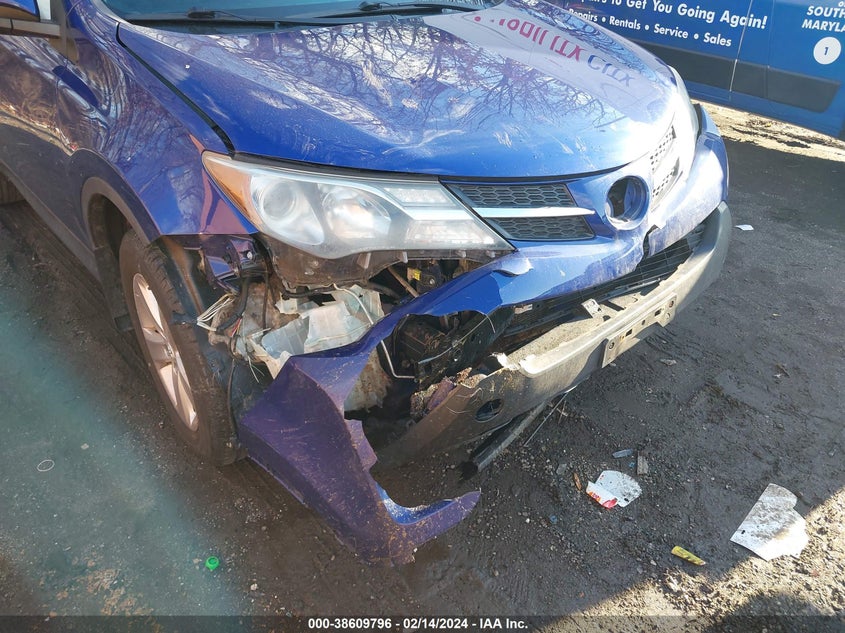 2014 TOYOTA RAV4 XLE - 2T3RFREV6EW152091