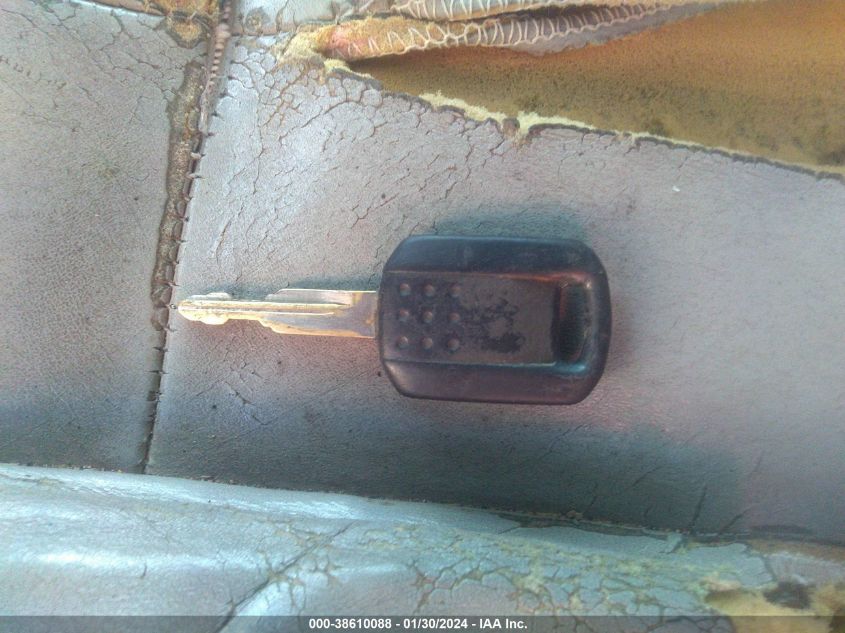 2003 Mercury Grand Marquis Ls Premium/Ls Ultimate VIN: 2MEFM75W23X610068 Lot: 38610088