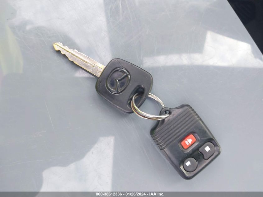 2004 Mazda Tribute Es V6 VIN: 4F2CZ96104KM22559 Lot: 38612336