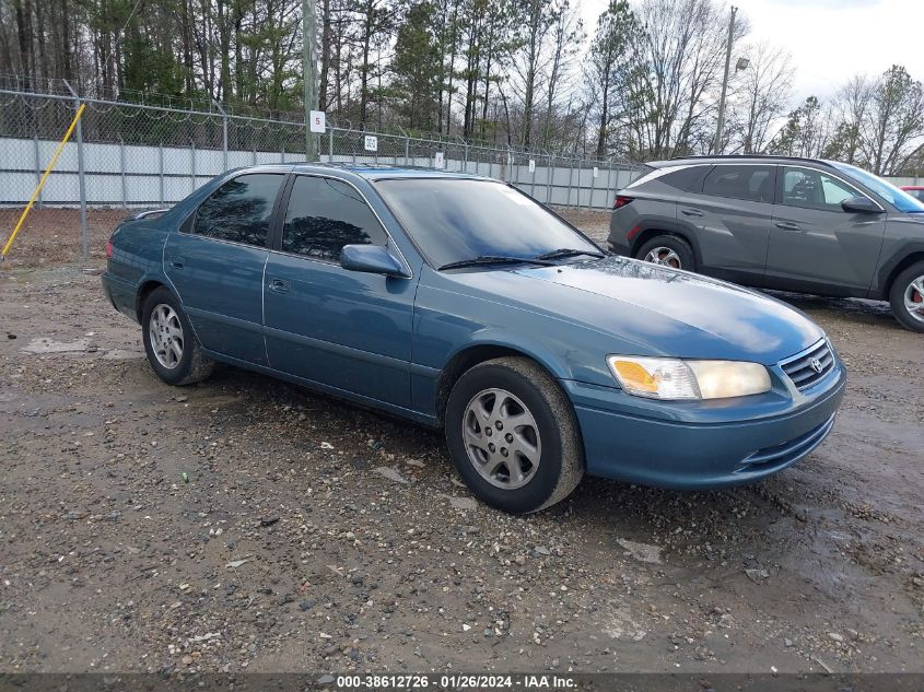 2000 Toyota Camry Le VIN: 4T1BG22K1YU988968 Lot: 38612726