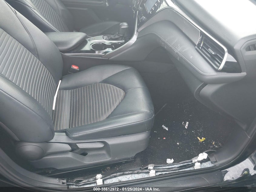 2019 Toyota Camry Se VIN: 4T1B11HK0KU734727 Lot: 38612972