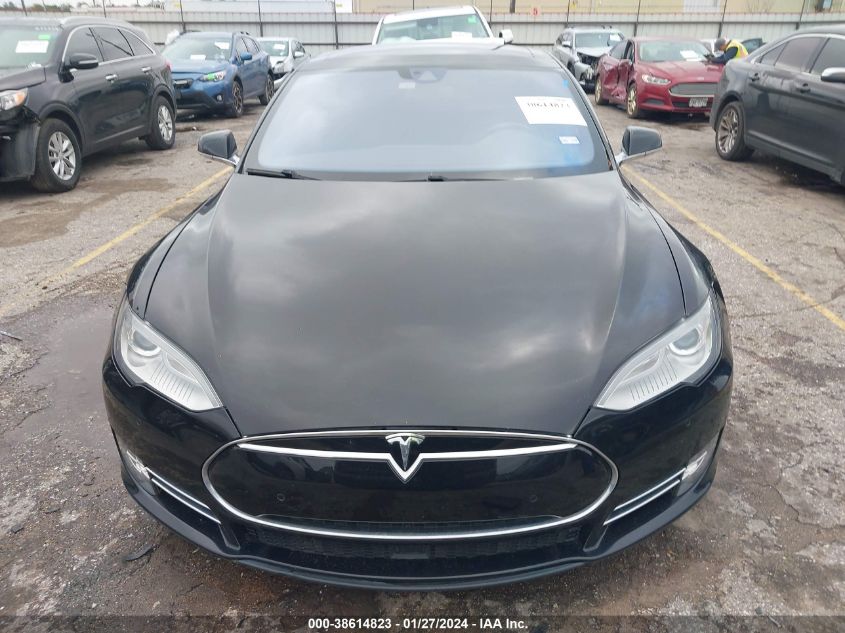 2015 Tesla Model S 70D/85D/P85D VIN: 5YJSA1E23FF116163 Lot: 38614823