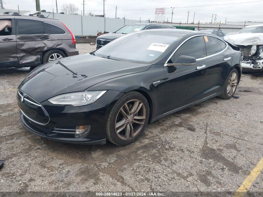 2015 Tesla Model S 70D/85D/P85D VIN: 5YJSA1E23FF116163 Lot: 38614823