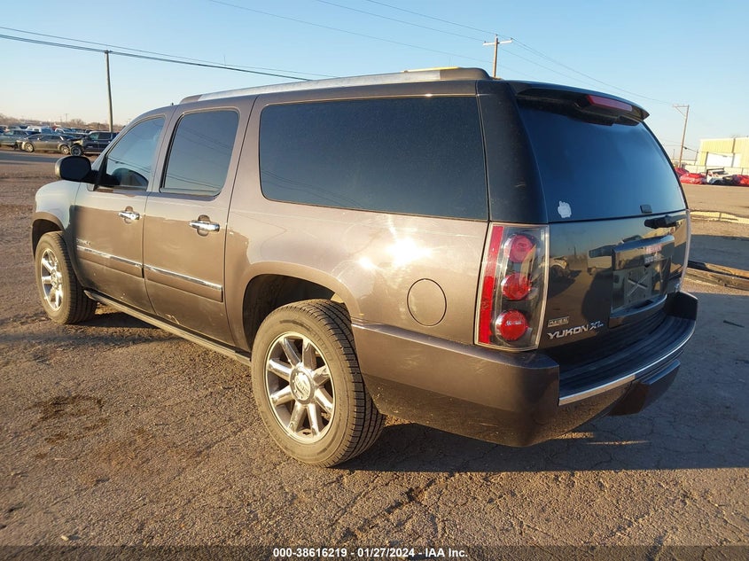 2011 GMC Yukon Xl 1500 Denali VIN: 1GKS2MEF9BR221543 Lot: 38616219