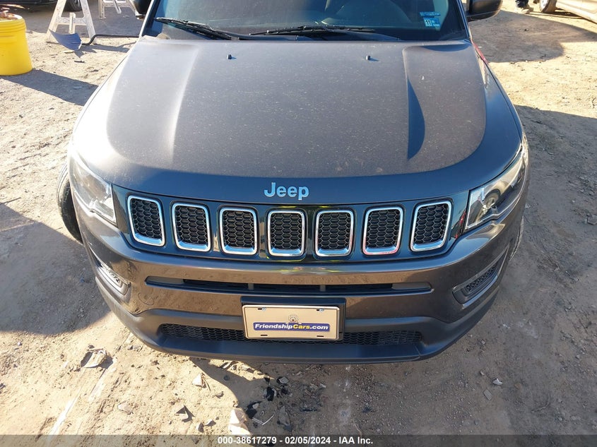 VIN 3C4NJDAB7JT113698 2018 JEEP COMPASS SPORT 4X4