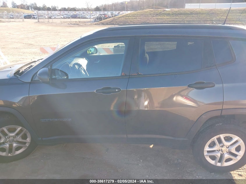 VIN 3C4NJDAB7JT113698 2018 JEEP COMPASS SPORT 4X4