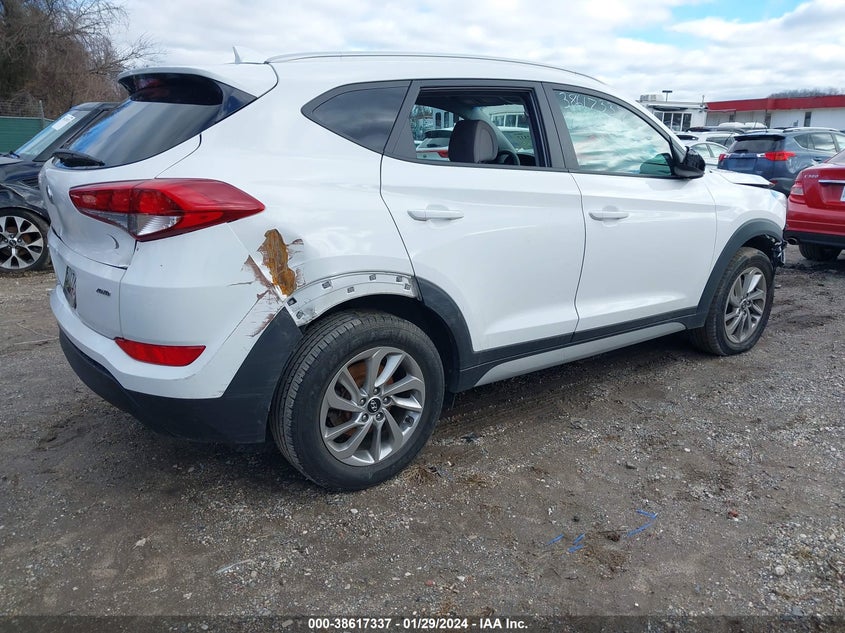 VIN KM8J3CA44JU743054 2018 HYUNDAI TUCSON SEL