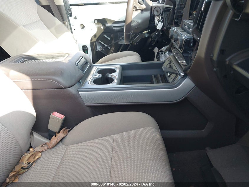 2018 CHEVROLET SILVERADO 1500 2LT - 3GCUKREC2JG262456