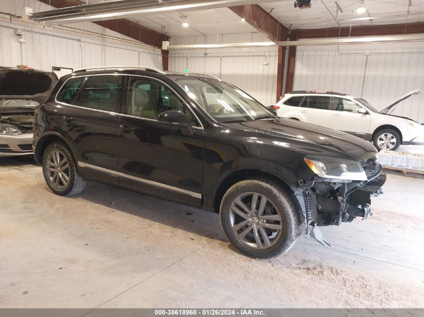 WVGEF9BP9FD007139 2015 Volkswagen Touareg V6 Lux