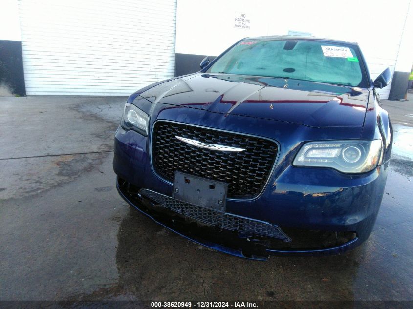 VIN 2C3CCABG4GH295179 2016 Chrysler 300, 300S no.6