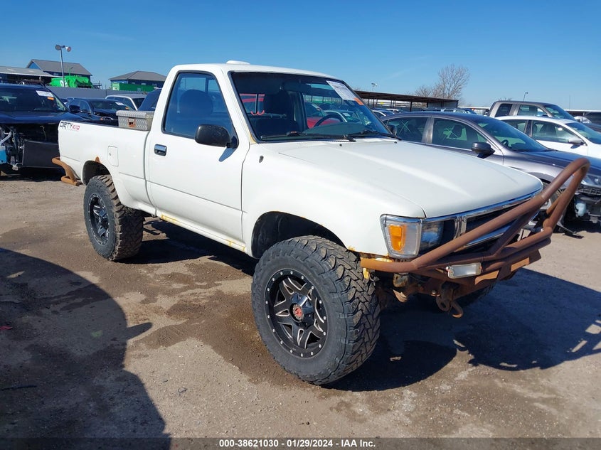 1994 Toyota Pickup 1/2 Ton Shrt Wheelbase/Dx VIN: JT4RN01PXR7070355 Lot: 38621030