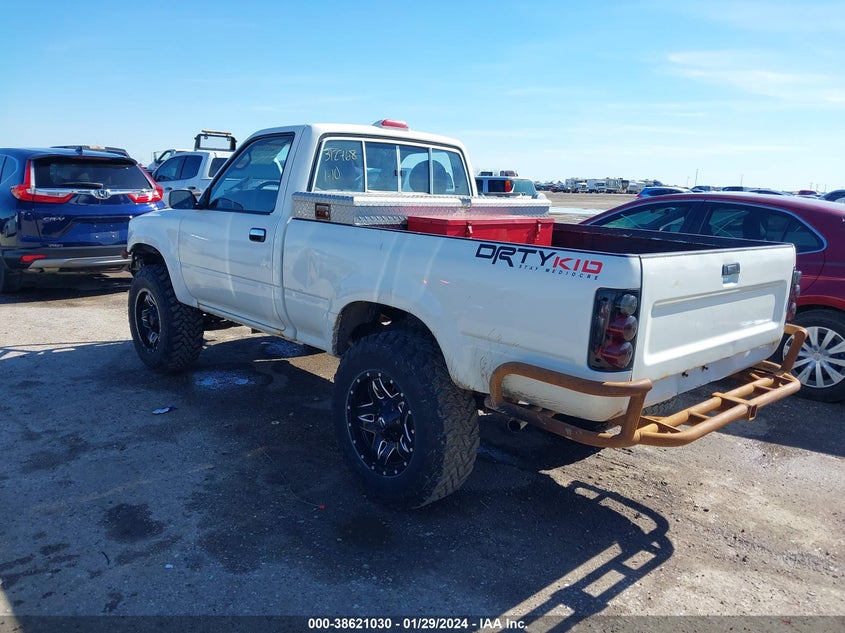 1994 Toyota Pickup 1/2 Ton Shrt Wheelbase/Dx VIN: JT4RN01PXR7070355 Lot: 38621030