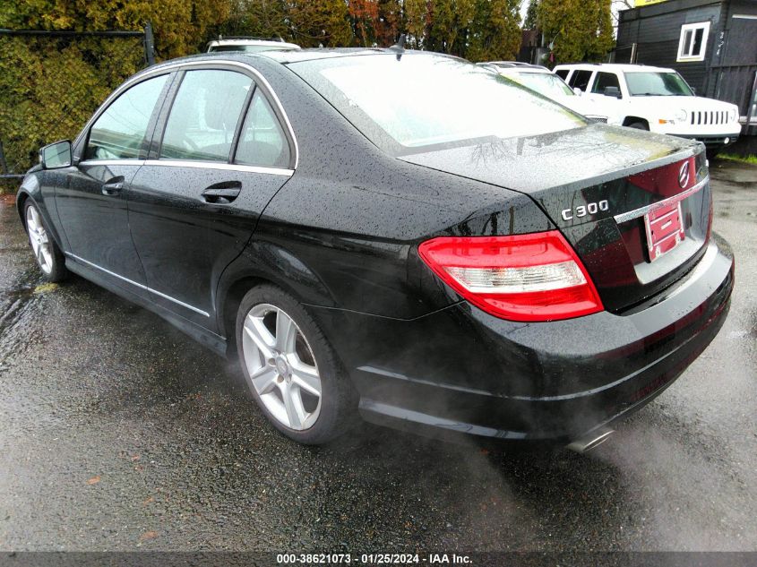 2011 Mercedes-Benz C 300 Luxury 4Matic/Sport 4Matic VIN: WDDGF8BB3BR154572 Lot: 38621073