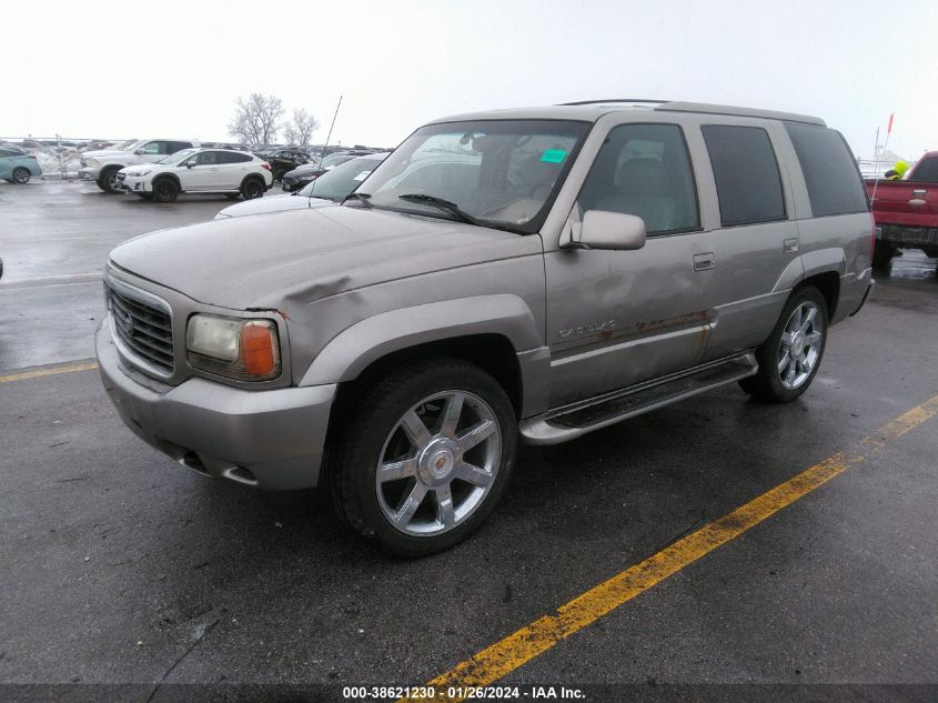 2000 Cadillac Escalade Standard VIN: 1GYEK63R3YR175485 Lot: 38621230