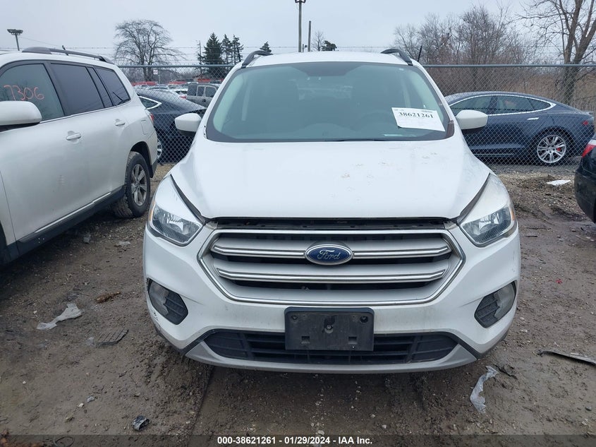 VIN 1FMCU0GD4JUC95183 2018 FORD ESCAPE SE