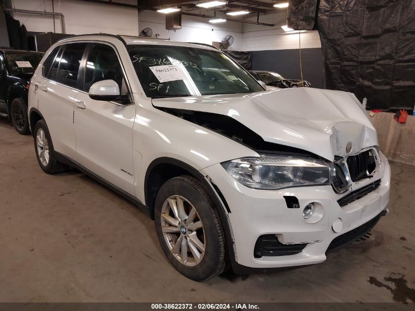 BMW-X5-5UXKR0C57F0K66077