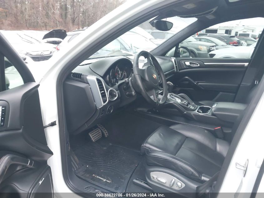 2013 Porsche Cayenne Turbo VIN: WP1AC2A20DLA90101 Lot: 38622786