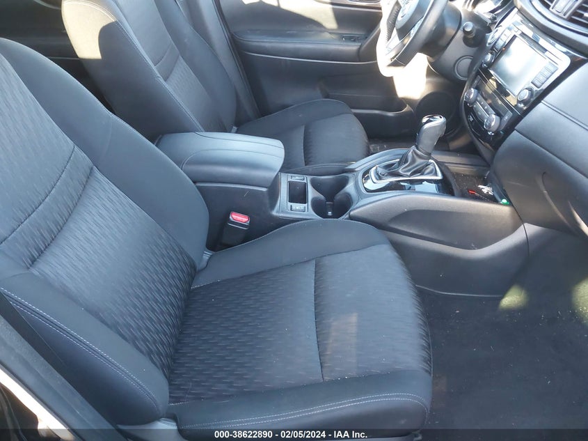 2019 NISSAN ROGUE SV - KNMAT2MT5KP550056