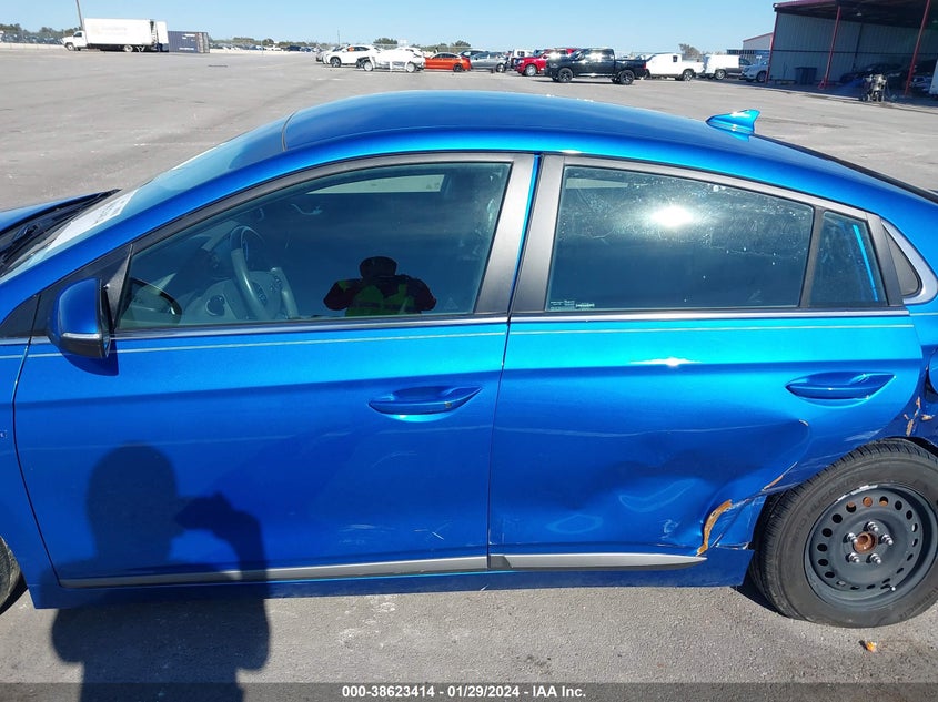 VIN KMHC75LC3HU030251 2017 HYUNDAI IONIQ HYBRID SEL