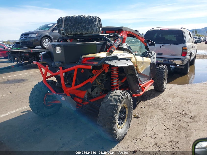 VIN 3JBVXAW24HK001966 2017 CAN-AM MAVERICK X3 X RS TURBO R