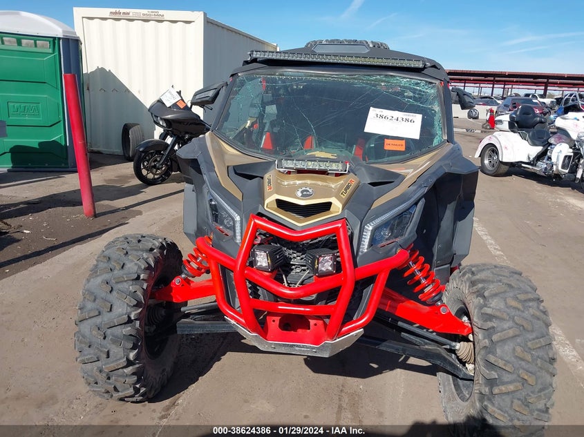 VIN 3JBVXAW24HK001966 2017 CAN-AM MAVERICK X3 X RS TURBO R