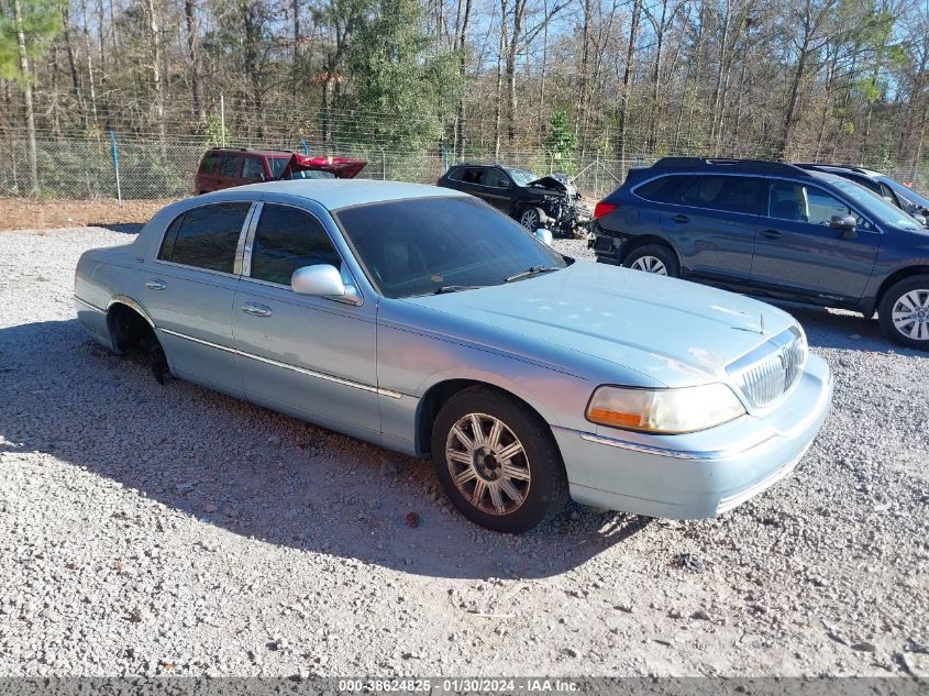 2009 Lincoln Town Car Signature Limited VIN: 2LNHM82V79X632888 Lot: 38624825