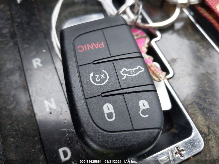 2012 Chrysler 300C VIN: 2C3CCAETXCH136573 Lot: 38625661