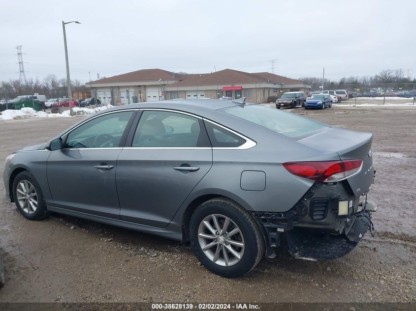 VIN 5NPE24AFXKH770593 2019 HYUNDAI SONATA SE