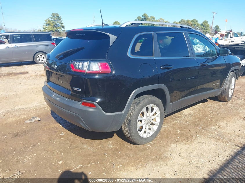 VIN 1C4PJLCB1KD416385 2019 JEEP CHEROKEE LATITUDE FWD
