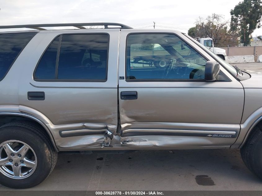 2001 Chevrolet Blazer VIN: 1GNDT13WX12196881 Lot: 38628778