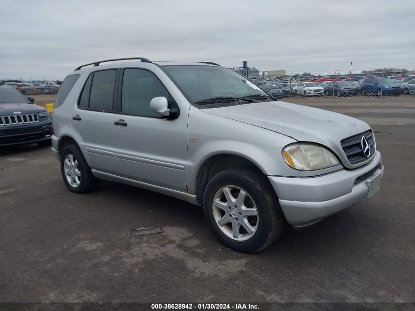 1999 Mercedes-Benz Ml 430 VIN: 4JGAB72E7XA111404 Lot: 38628942