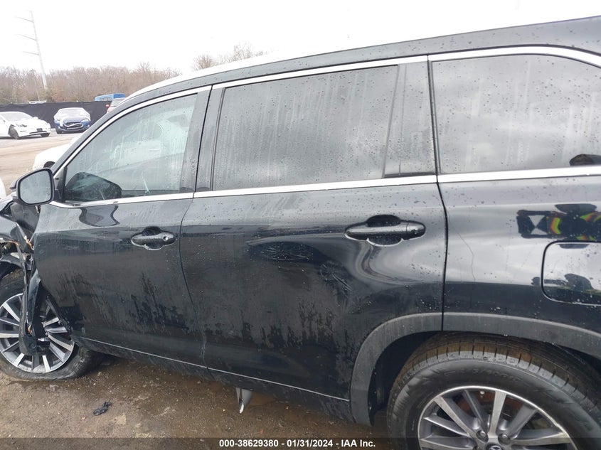 2018 TOYOTA HIGHLANDER VIN: 5TDJZRFH3JS885448