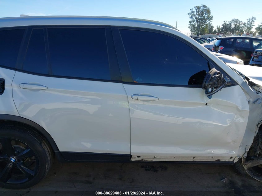 VIN 5UXWZ7C5XH0V85339 2017 BMW X3 SDRIVE28I