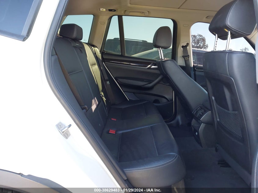 VIN 5UXWZ7C5XH0V85339 2017 BMW X3 SDRIVE28I