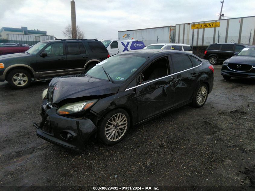 VIN 1FADP3J26EL240258 2014 FORD FOCUS no.2