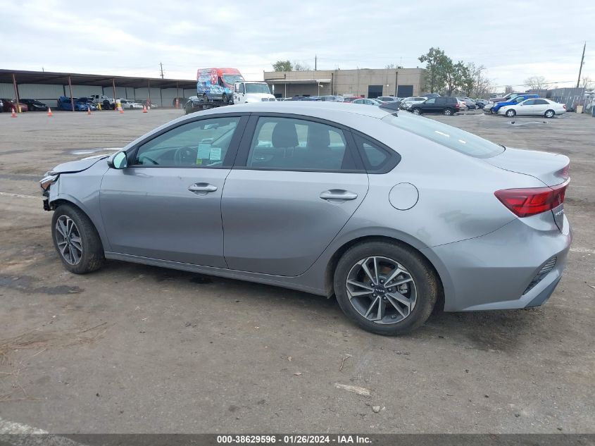 2023 Kia Forte Lxs VIN: 3KPF24AD4PE688177 Lot: 38629596