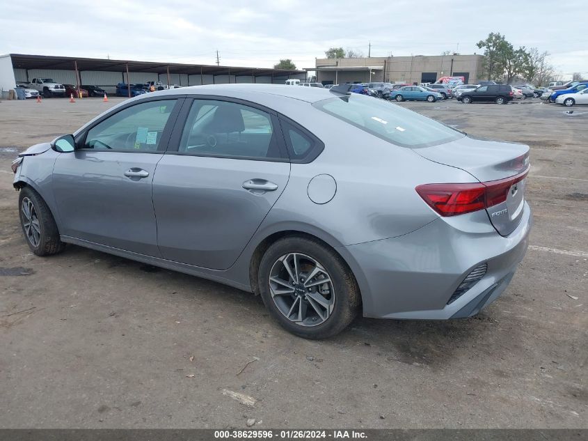 2023 Kia Forte Lxs VIN: 3KPF24AD4PE688177 Lot: 38629596