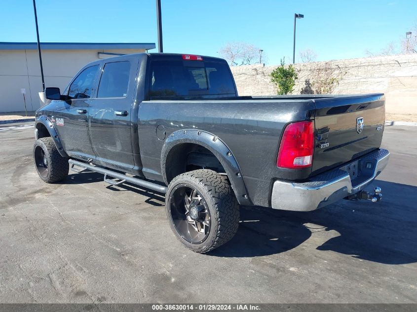 2017 Ram 2500 Slt 4X4 6'4 Box VIN: 3C6UR5DL1HG759215 Lot: 38630014