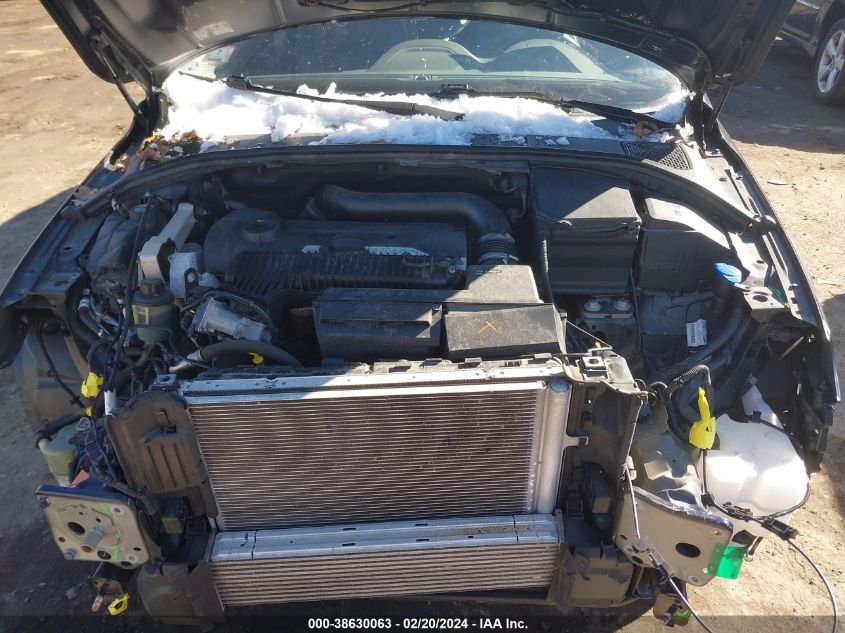 2016 VOLVO XC70 T5 PLATINUM - YV4612NM0G1265128