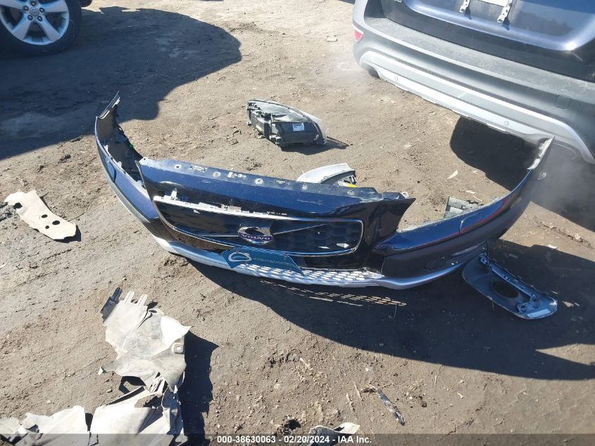 2016 VOLVO XC70 T5 PLATINUM - YV4612NM0G1265128