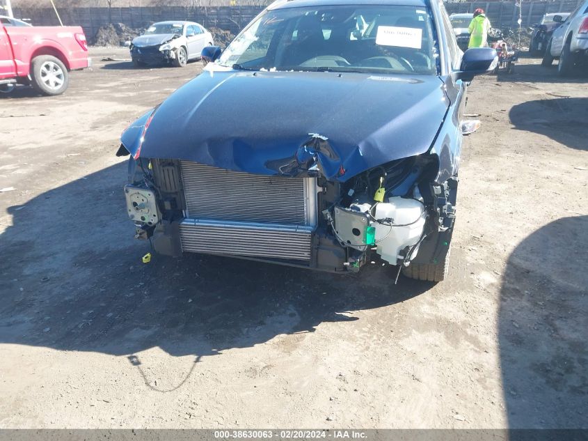 2016 VOLVO XC70 T5 PLATINUM - YV4612NM0G1265128