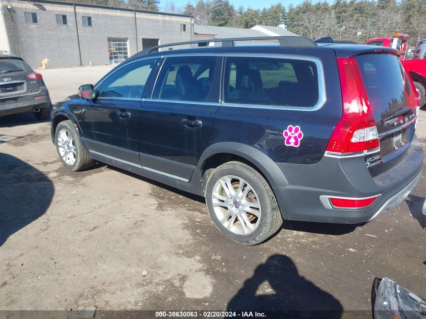 2016 VOLVO XC70 T5 PLATINUM - YV4612NM0G1265128