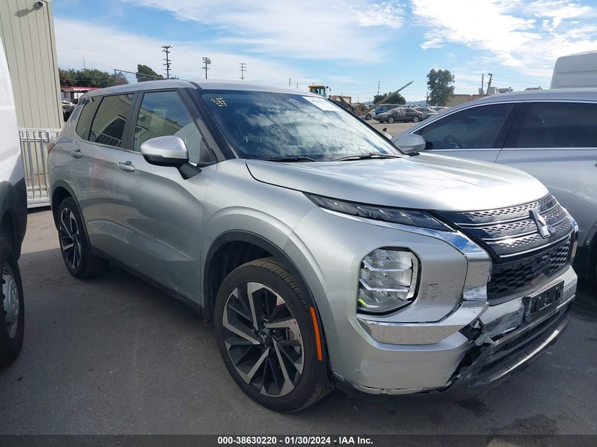 2022 Mitsubishi Outlander Es 2.5 2Wd VIN: JA4J3TA84NZ047711 Lot: 38630220